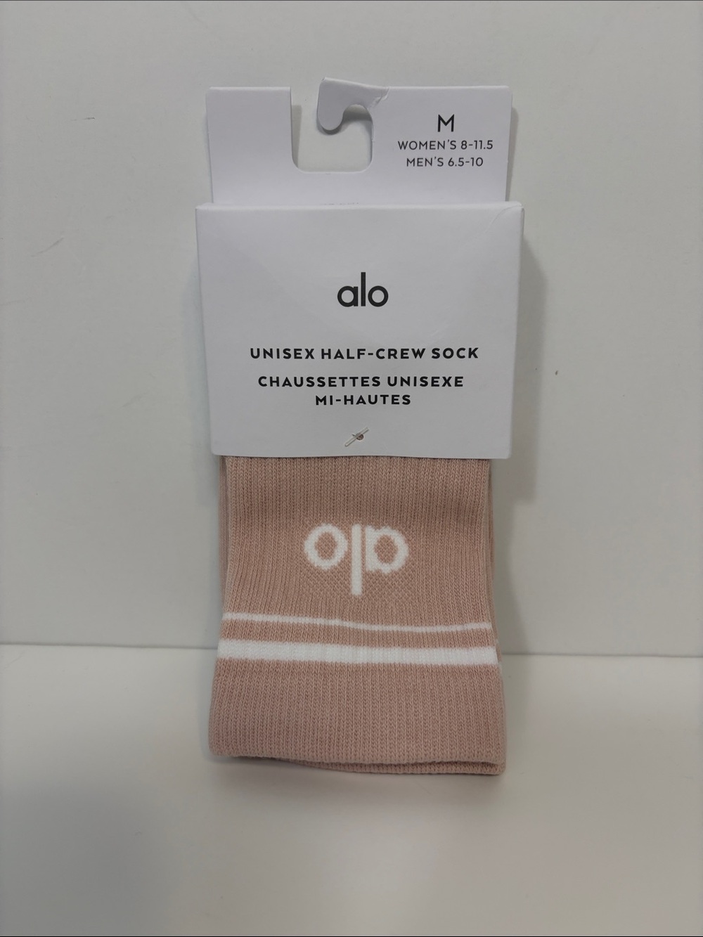 Alo Yoga Unisex Half Crew Sock Pink Quartz & White Size Medium New in Package